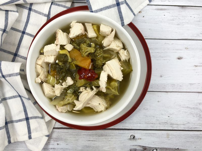 Bone-veggie broth with grilled chicken