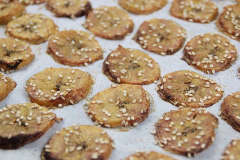 Oven baked plantain with sesame seed